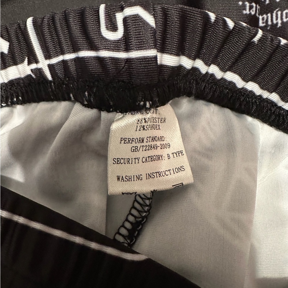 Game of Thrones Littlefinger Lord Baelish Quotes Leggings Black White One Size - Picture 5 of 11